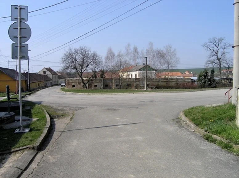 Náves Kojátky (historický pohled, kolem 1800)