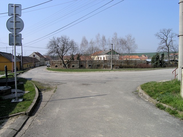 Náves Kojátky